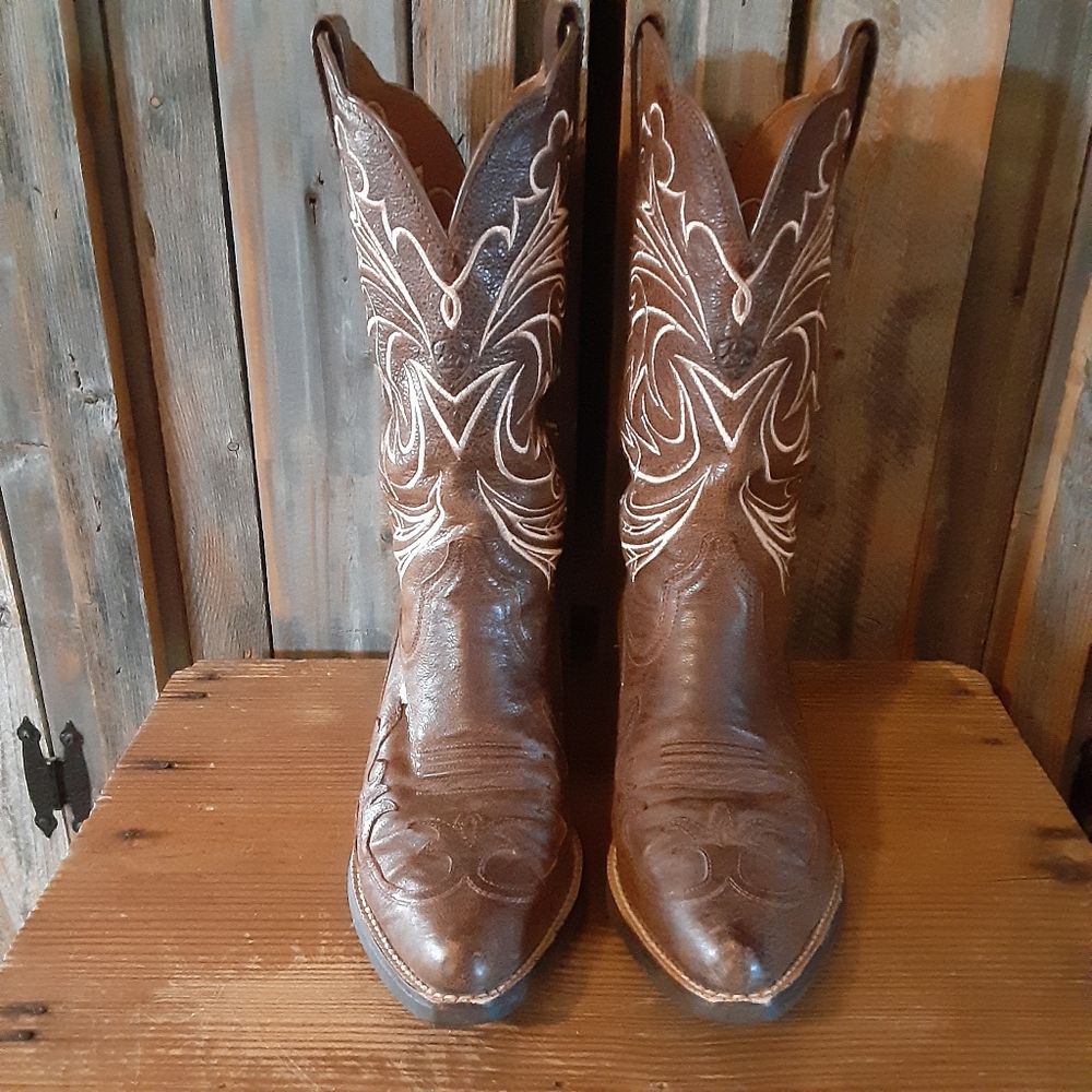 Ariat Heritage Brown Wing Tip Size 6